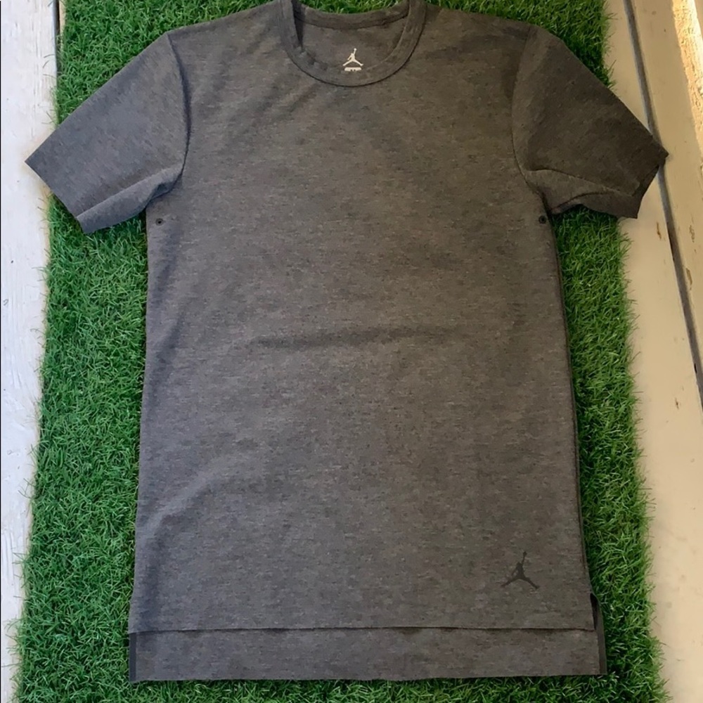 Jordan dry fit T shirt. Super high quality .